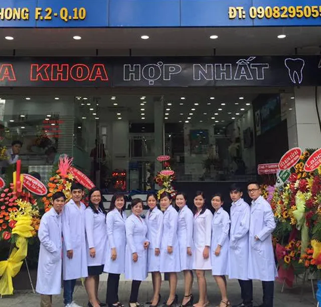Nha Khoa Hợp Nhất - Áp Dụng Tất Cả Các Dịch Vụ